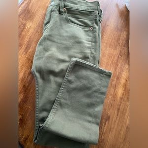 Green men’s Levi jeans. Barely worn, kind of slim fit. 32 x 32